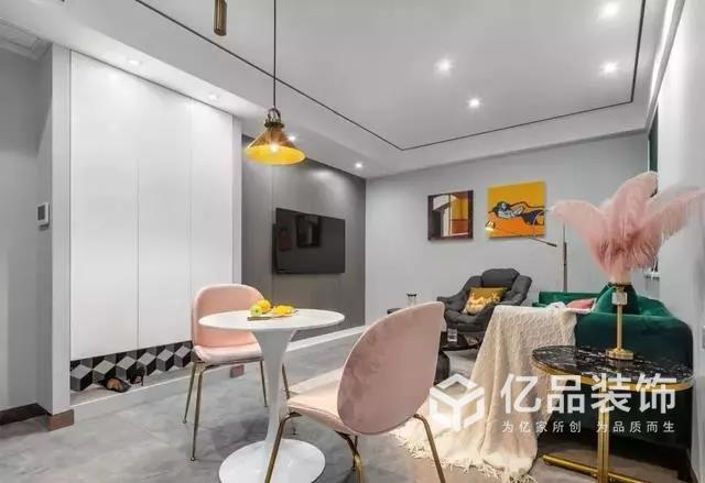 亿品装饰|105m²现代轻奢风二居室，简单不失优雅！